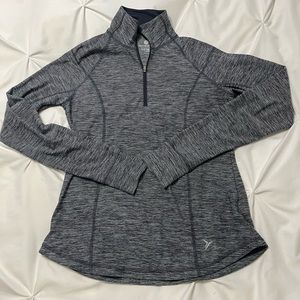 Old Navy Active Semi-Fitted 1/4 zip Activewear